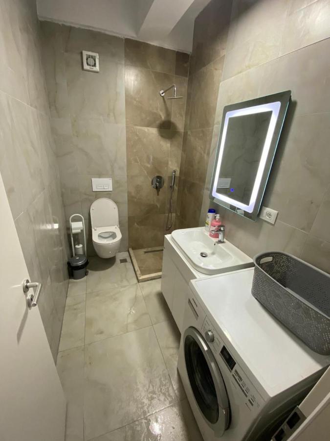 Comfy Studio At 'Mangalem21 Complex' Parking-Wifi-Ac-View Tirana Exterior foto