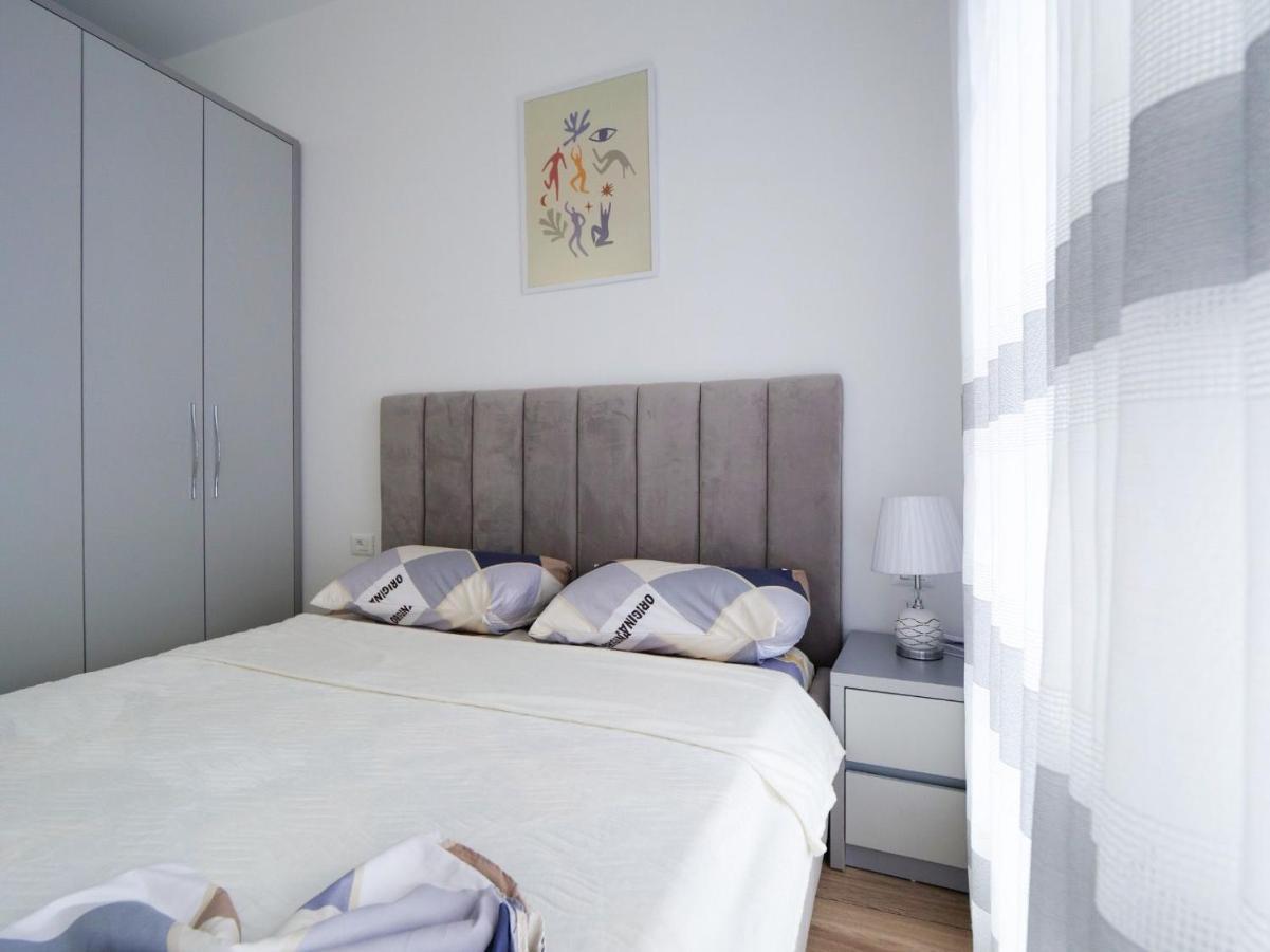 Comfy Studio At 'Mangalem21 Complex' Parking-Wifi-Ac-View Tirana Exterior foto